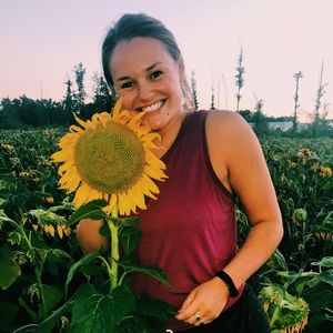 Meet your Posher, Haley